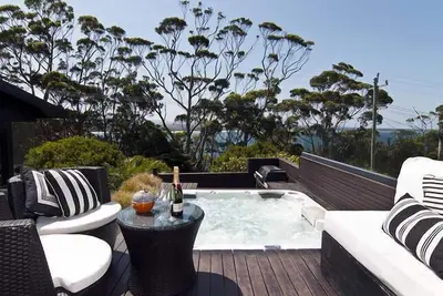 Image de Bannister Cove Mollymook - Maison d'Art - spa -