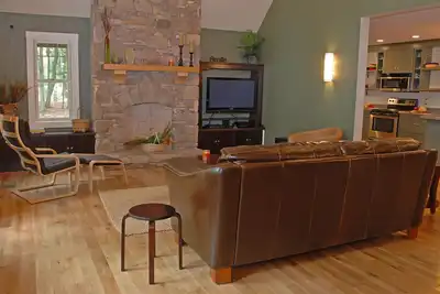 Image de Chalet de montagne de luxe sur Meadow River Canyon - Près de New River Gorge
