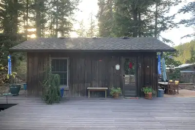 Image de Charmante retraite au bord de la rivière
