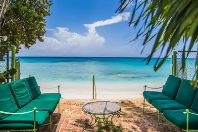 Image de Villa front de mer de 6 chambres à la côte ouest de la Barbade