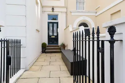 Image de Appartement élégant et confortable à Leamington Spa