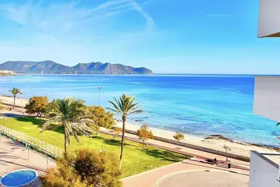 Image de F * Fantastique appartement avec vue sur la mer directement sur la plage * Wi-Fi et climatisation