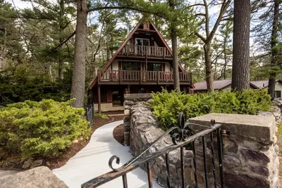 Image de ***Nouvelle liste! Eagles Nest Northwoods Retreat! Superbes vues. Ponts privés ***