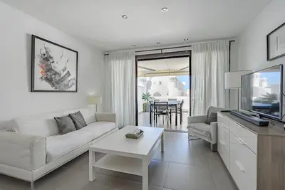 Image de Appartement duplex spacieux avec piscines et bar-restaurant