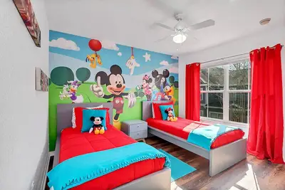 Image de Disney Dream Home! Mickey thème chambre à coucher! 140 avis 5 * et la réponse rapide