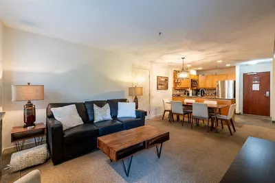Image de Blackcomb ski-in/out | Ac | Shared pool & hot tub