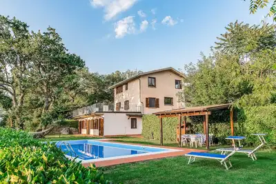 Image de Belle maison de campagne avec piscine privée