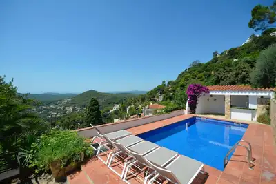 Image de Location de villa avec piscine à Begur, Aiguablava