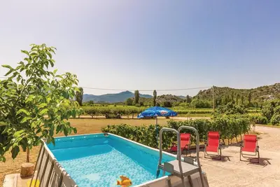 Image de Superbe maison à Stasevica avec jacuzzi