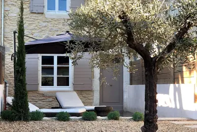 Image de En plein cœur du centre ville de St Rémy de Provence, le Mas d’Oscar!