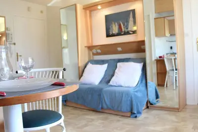 Image de Appartement T2, 4 couchages, La Rochelle - Piscine, Proche Port, Ménage Inclus