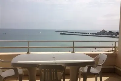Image de Appartement T3, vue plage, 2 ch, centre Les Sables-d'Olonne
