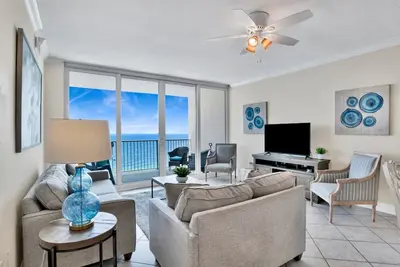 Image de Mis à jour en mars 2019! Magnifique condo sur le golfe surdimensionné à Gulf Shores!