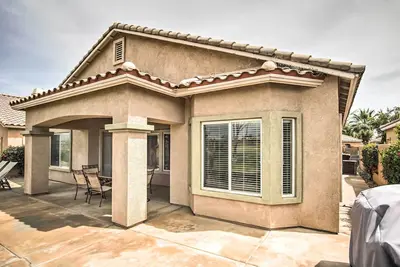 Image de Nouveau! Indio House sur Fairway w \/ Country Club Perks!
