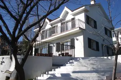 Image de Grande villa jardin et piscine près de Madrid