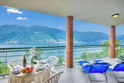 Image de Va Pensiero sul lago, Maccagno con Pino Tronzano, Italie