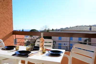 Image de Studio coin nuit 4 pers, parking, animaux admis, proche plage - Le Lavandou