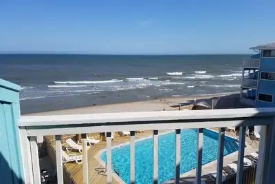 Image de Kure Beach Condo par le Ft historique. Pêcheur!