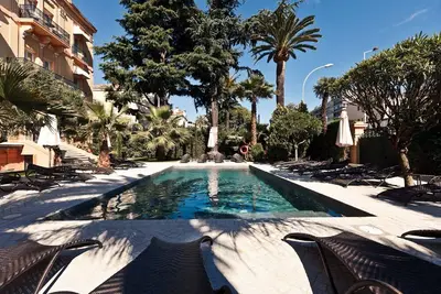 Image de Appartement avec patio dans la ville de Cannes