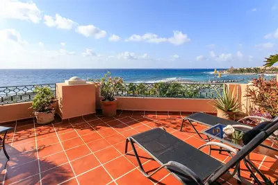 Image de Incroyable Penthouse Oceanfront! !