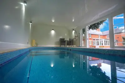 Image de Cottage avec spa intérieur dans le parc national de New Forest pour les familles ou les couples