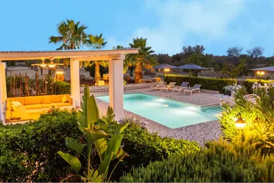 Image de Magnifique Villa pour la famille et les amis à 18' de la mer et d'Ostuni