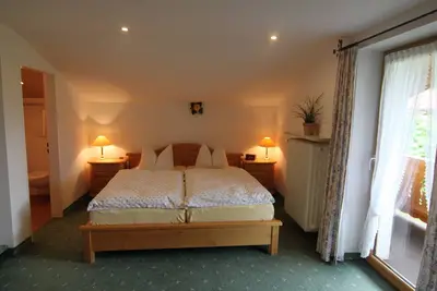 Image de Ferienwohnung Hochkalter, 2 bis 4 Personen, 70 qm, 2 Schlafzimmer, Dachgeschoß, Balkon