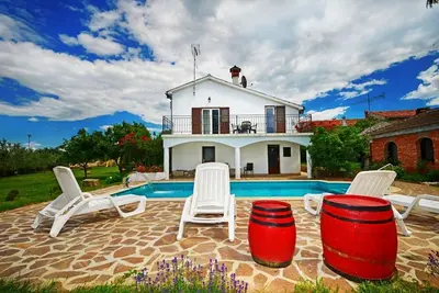 Image de Villa Lanima belle maison avec vue mer