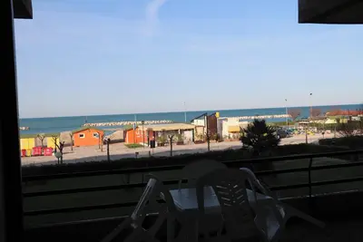 Image de Homerez - Appartement à Fano, vue mer.