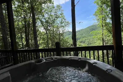 Image de Ld-2 Bed 2 minutes de Bath Ă Parkway! Dans la zone de Pigeon Forge