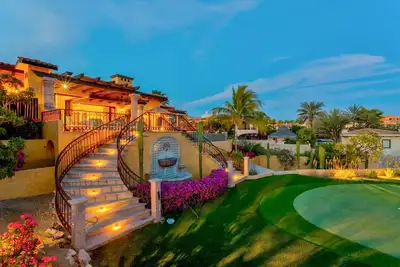 Image de Villa Gracia 5bdrm clé en main avec personnel et services