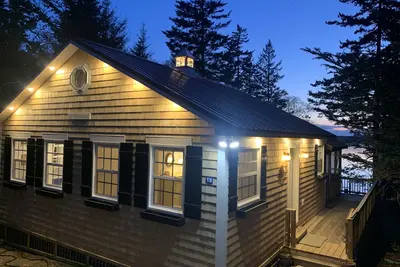 Image de Cottage face à la mer Avec Critique Dans Le Porche: -20% sur les dates d'été restantes