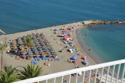 Image de 10 m de la plage, parking gratuit, 2 piscines, 100 m de la place Orange Square