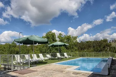 Image de Appartement de Vacances T5 avec Barbecue et Piscine Privée