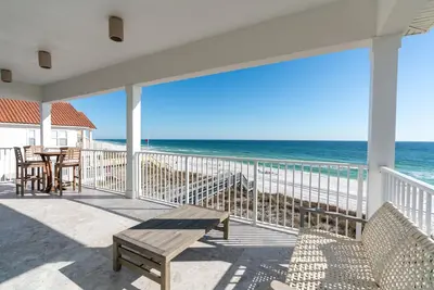 Image de Beachfront Upscale Big Chill 2 Masters! Entre Rosemary Beach et Pier Park