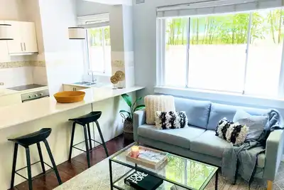Image de Bondi Beach Dreaming Apartment - 3 min de la plage avec Netflix gratuit et wifi rapide.