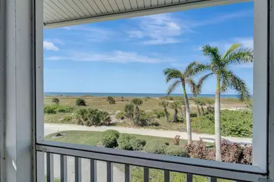 Confortable et lumineux Villa familiale avec vue sur le golfe dans un excellent emplacement B3722b