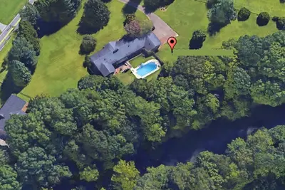 Image de Emplacement, CONFIDENTIALITÉ, Piscine