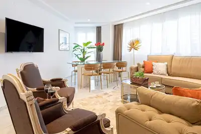 Image de Magnificent 3 bedrooms apartment in the heart of Granada. Isabel la Catolica I