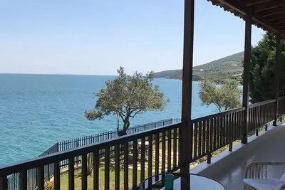 Image de Belle villa en bord de mer à quelques pas de la plage!