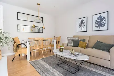 Image de Beautiful design apartment 6pax Trinidad Grund C
