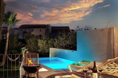 Image de Can Olivera - Belle maison de ville avec piscine privée à Llubí