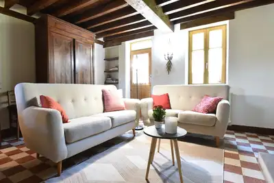 Image de Belle maison de vacances authentique avec piscine
