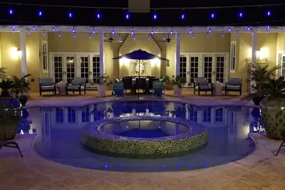 Image de Licorne Cay - Oceanfront Luxury Estate -Banks Rd. Chauffé -Pool & Generator