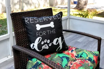 Image de Maison de vacances pour vous! Cinq minutes à la plage!