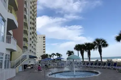Image de Ocean View Efficiency au Bay Watch Resort