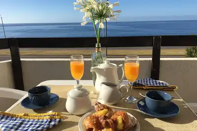 Image de Bel appartement en bord de mer à Punta del Este avec vue imprenable et vélos! !