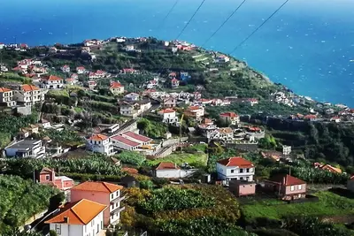 Image de LindoT0 avec une vue magnifique sur la mer, Ponta do Sol