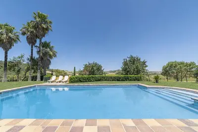 Image de Alterhome Andalusian Cortijo pour 13 personnes avec piscine, wifi, sierra et lac