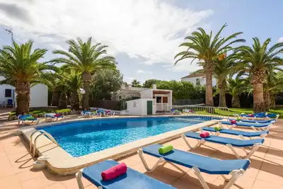Image de Appartement à Cala Blanca, wifi gratuit, télévision par satellite, climatisation